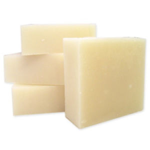 Melt & Pour Soap Base (Goats Milk) 1kg - Stock Your Pantry